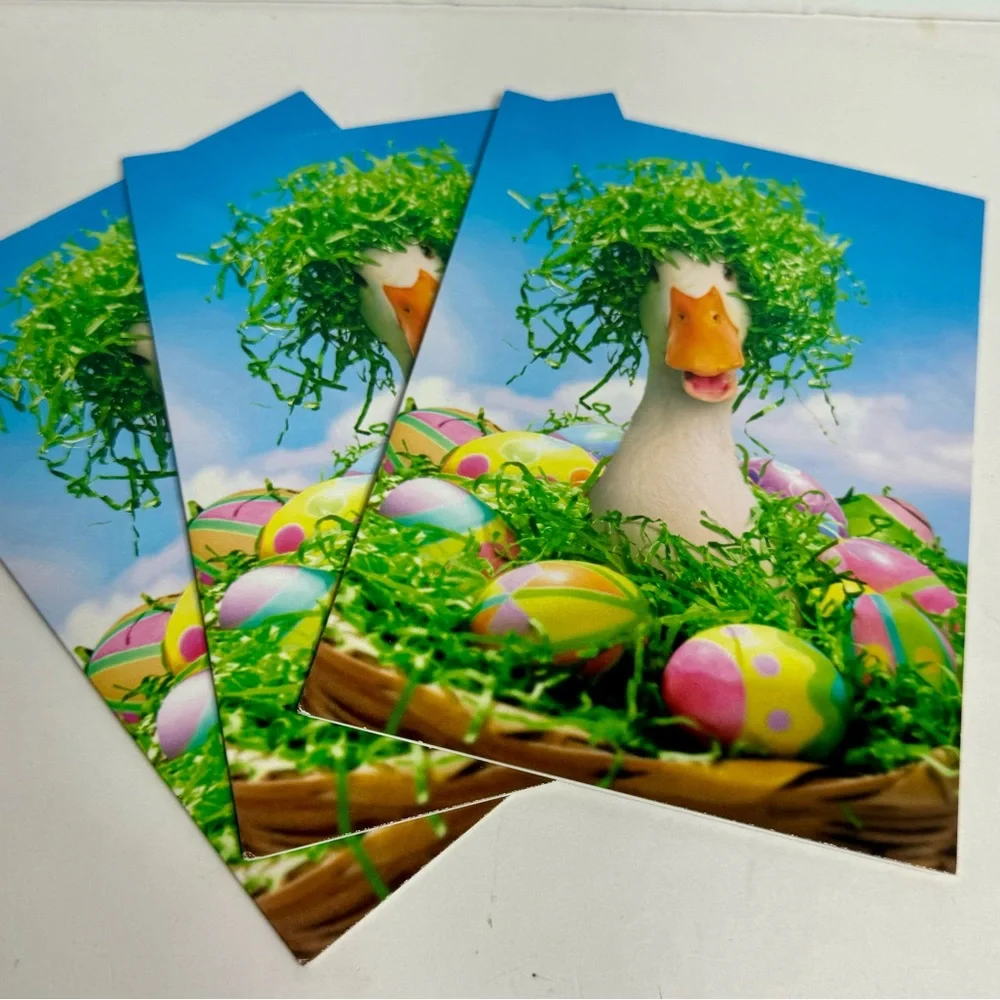4 Avanti Greeting cards - Duck bird in basket with Easter eggs Holiday: Easter